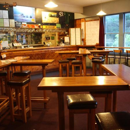 Owen River Tavern & Motels Ngoại thất bức ảnh
